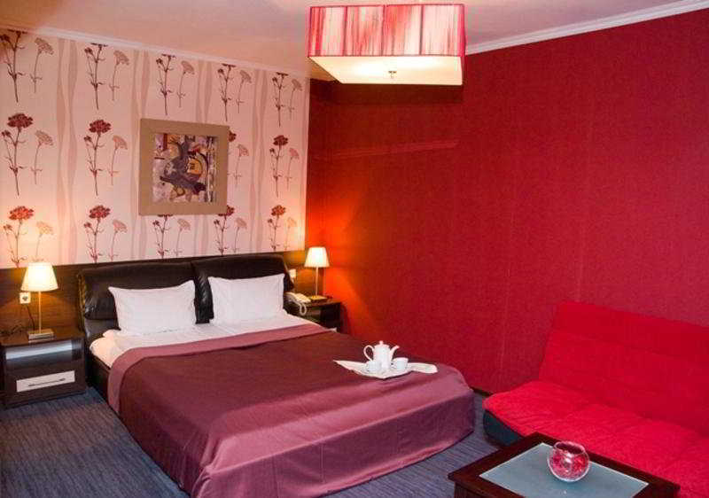 Maxim Boutique Hotel